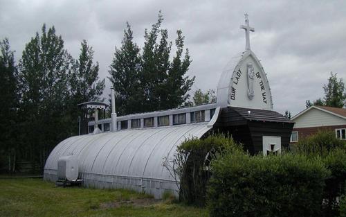 Raktárból templom, Yukon, Kanada